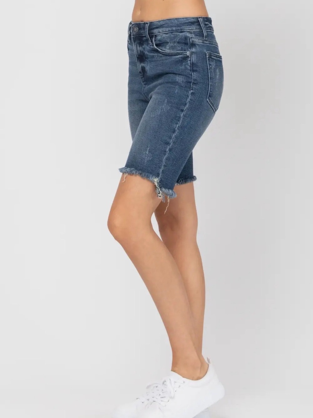 Judy Blue High Rise Cut Off Bermuda Shorts XL Dark Wash NWT - Picture 3 of 6